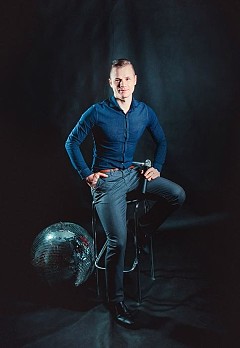 Алекс Ларин и шоу-группа «Небо 73»
