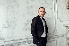 Александр Жолобов