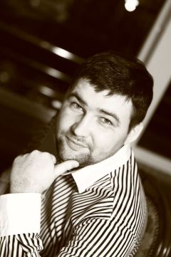 Андрей Разгуляев