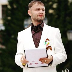 Денис Досаев
