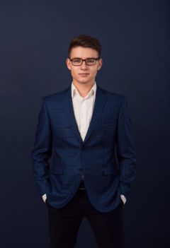 Арсений Тышенко