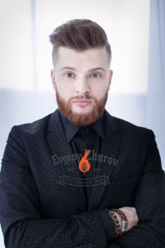 Евгений Жаров