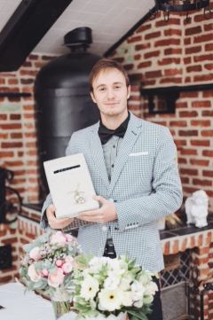 Алекс Прахов