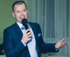 Новиков Олег