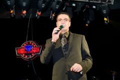 Олег Макаров