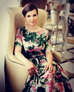 Юлия Леонова